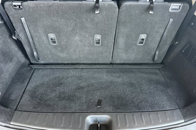 Used 2024 Nissan Pathfinder SV FWD image 18