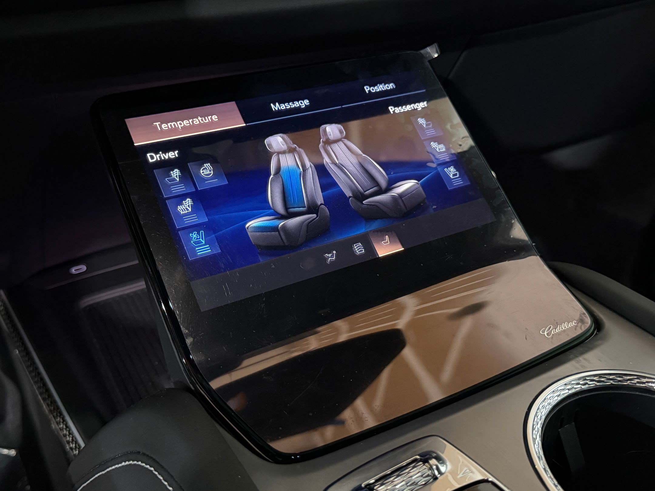 New 2026 Cadillac Vistiq Sport AWD/4WD image 38