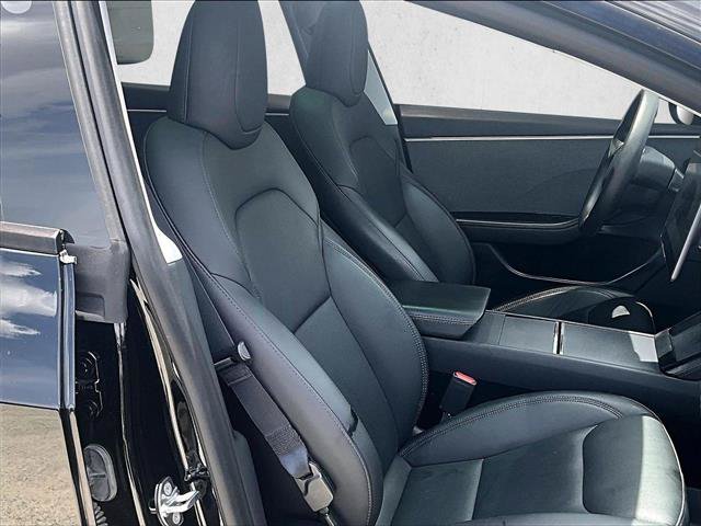 Used 2025 Tesla Model 3 RWD image 9