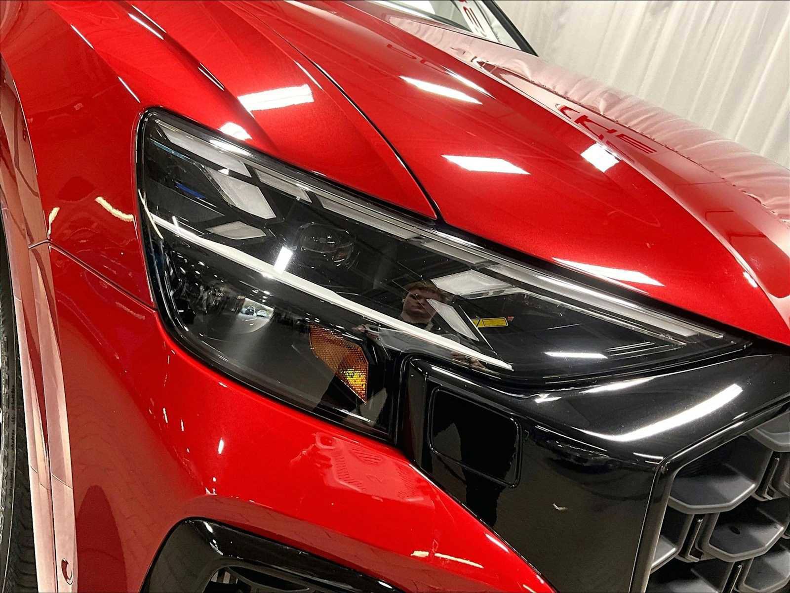 Used 2024 Audi SQ8 Prestige image 14