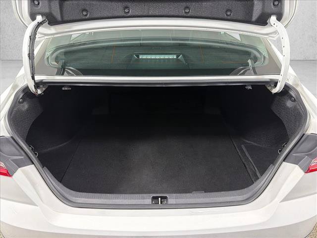 Used 2025 Toyota Camry LE FWD image 18