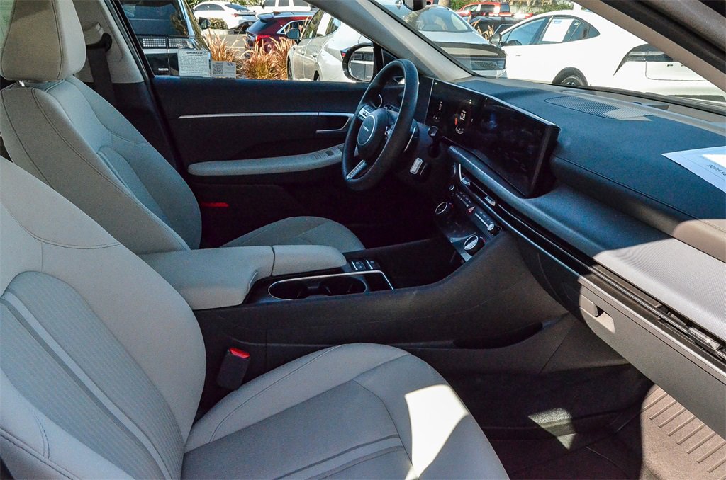 Certified 2024 Hyundai Sonata SEL image 17