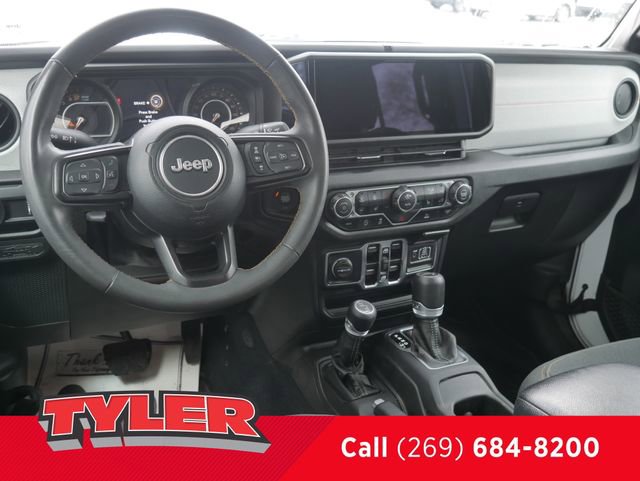 Used 2024 Jeep Gladiator Sport image 42