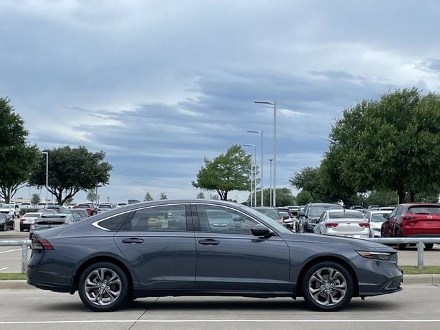 Used 2023 Honda Accord EX image 3