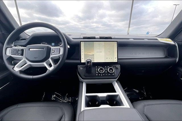 New 2026 Land Rover Defender 110 X-Dynamic SE image 5