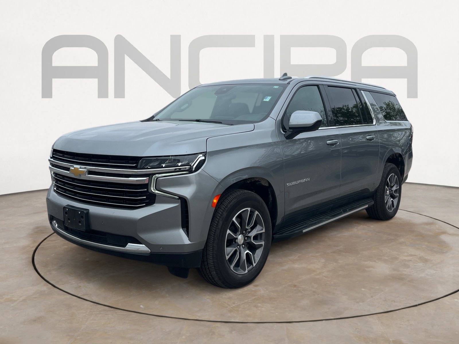 Used 2023 Chevrolet Suburban LT image 6
