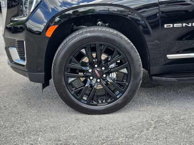 Used 2024 GMC Yukon Denali w/ Advanced Technology Package RWD image 32
