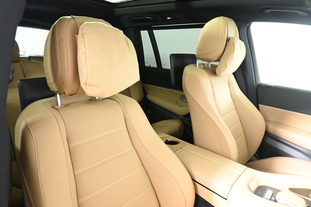New 2026 Mercedes-Benz GLS 450 4MATIC image 35
