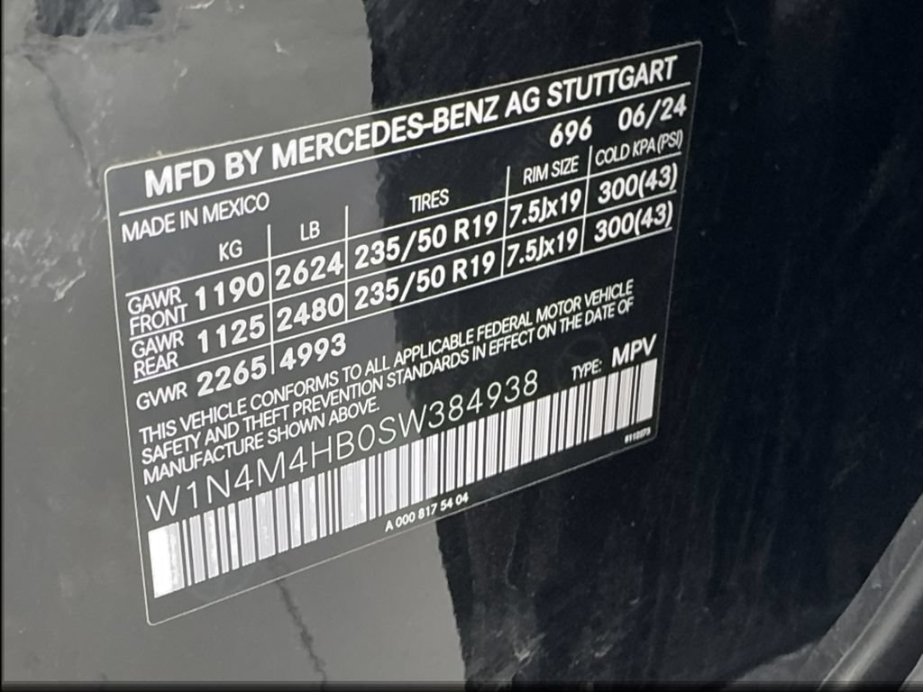 Used 2025 Mercedes-Benz GLB 250 4MATIC image 50