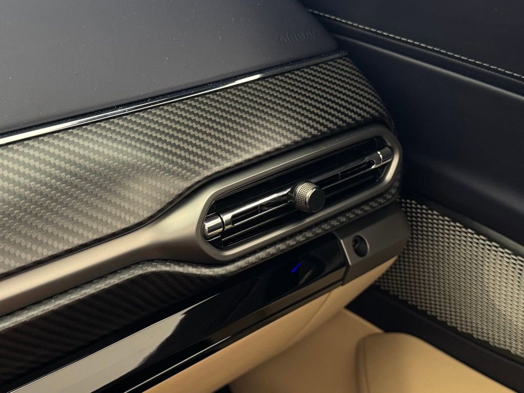 New 2026 Aston Martin V8 Vantage Roadster image 47