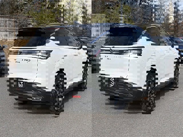 Used 2025 Nissan Murano SL w/ Cargo Package image 3