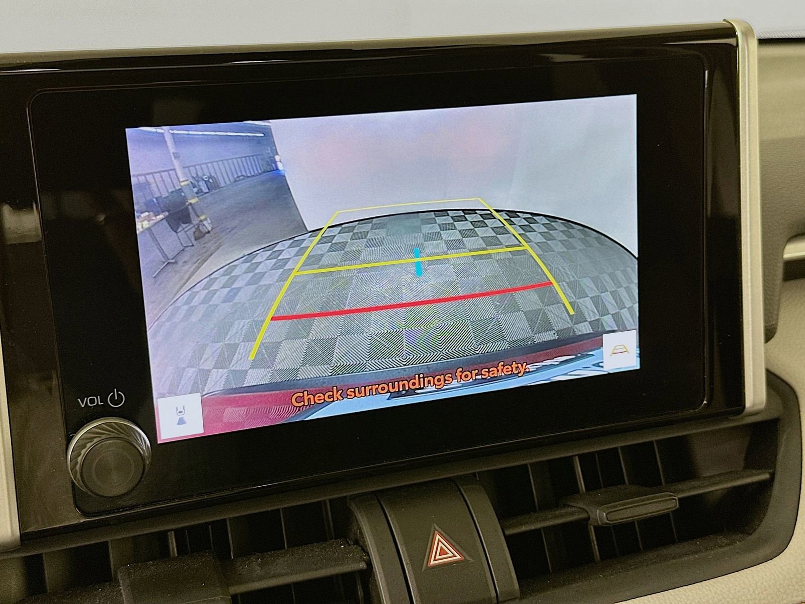 Used 2024 Toyota RAV4 XLE w/ Convenience Package image 15