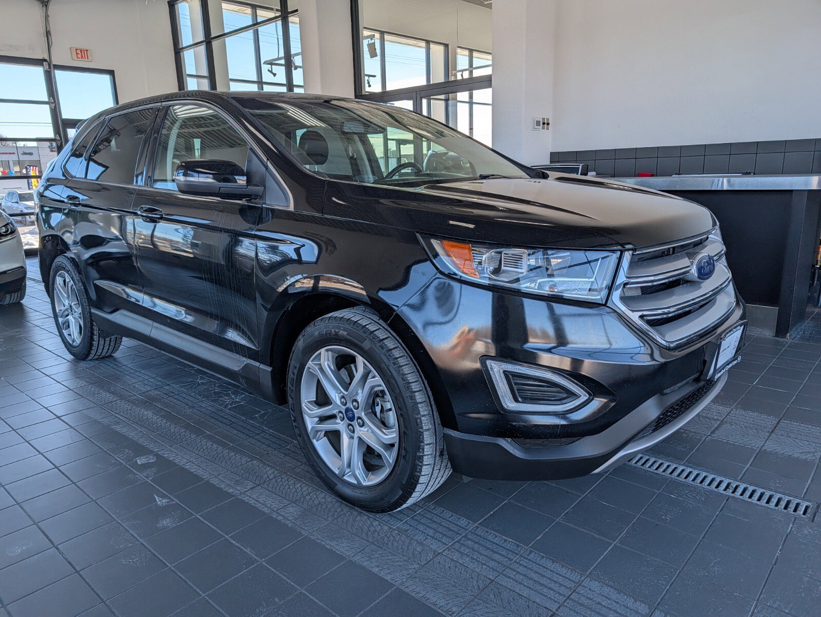 Used 2017 Ford Edge Titanium w/ Equipment Group 301A image 1