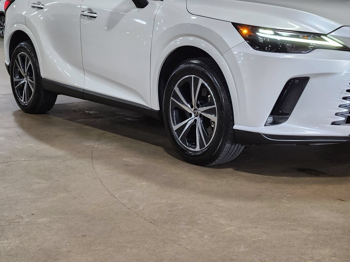 Used 2023 Lexus RX 350 Premium w/ Cold Area Package FWD image 16