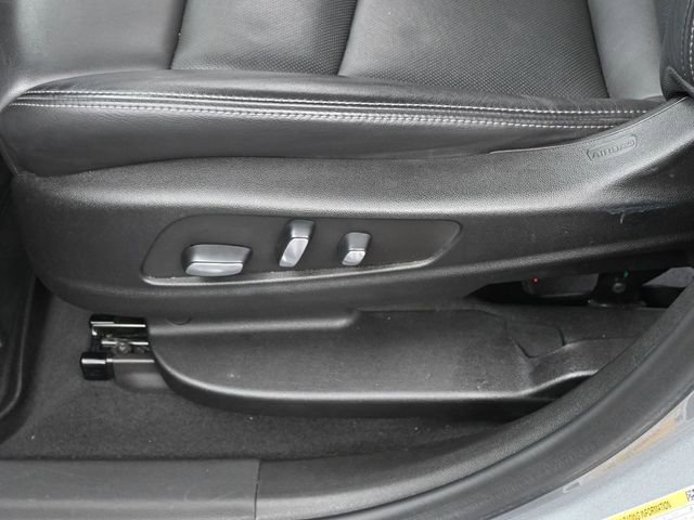 Used 2023 Cadillac XT6 Premium Luxury image 12