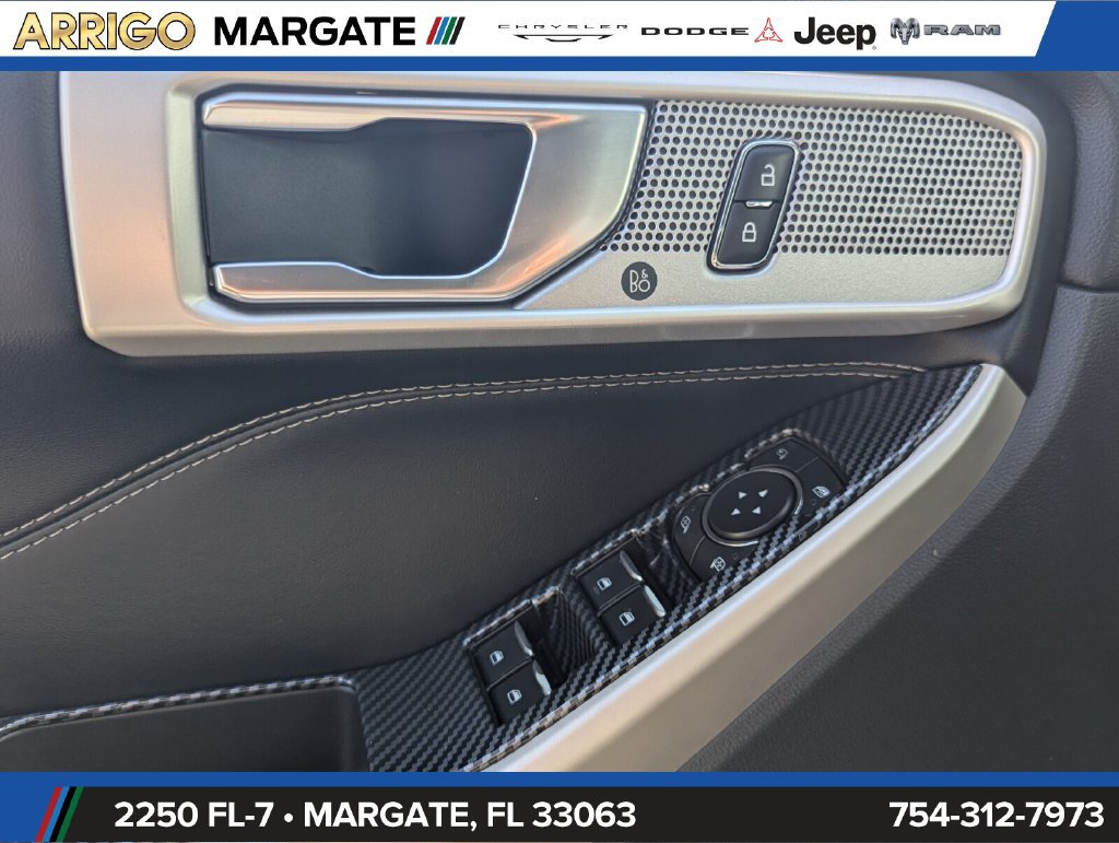 Used 2022 Ford Explorer Limited RWD image 14