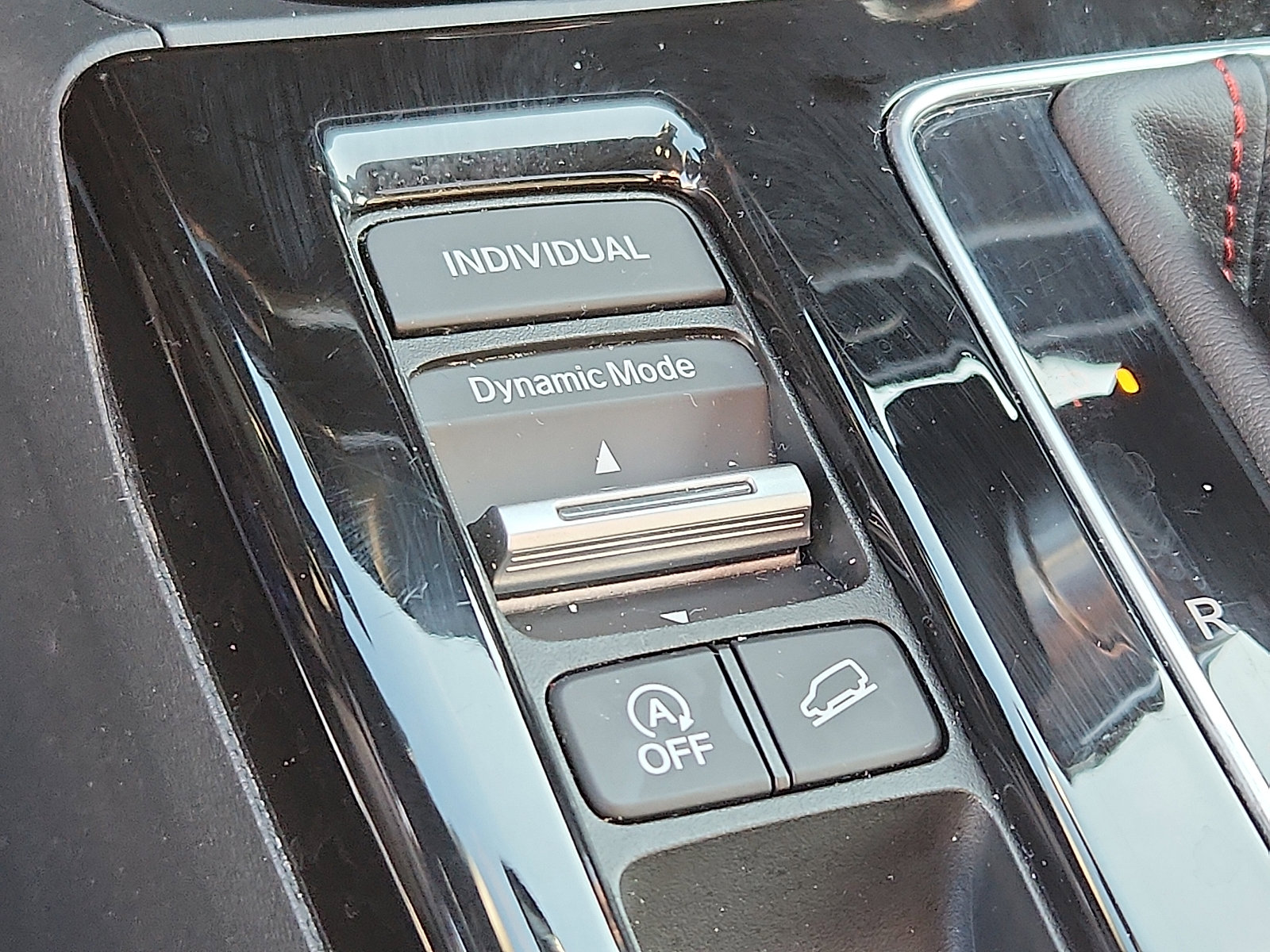 Used 2025 Acura ADX A-Spec image 26