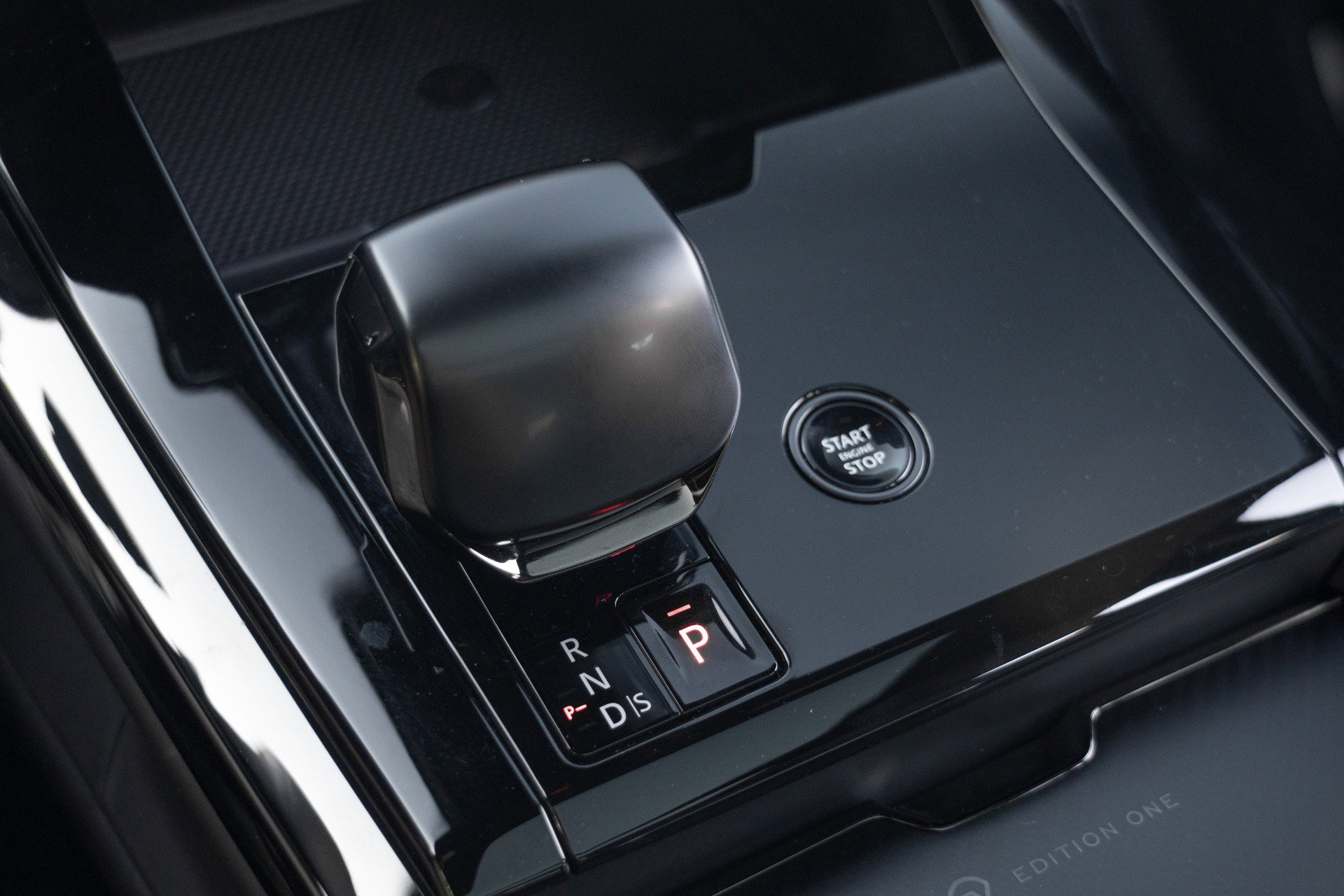Used 2024 Land Rover Range Rover Sport image 46
