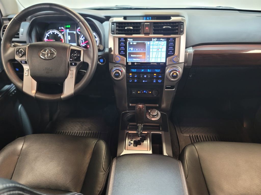 Used 2022 Toyota 4Runner Limited AWD/4WD image 25