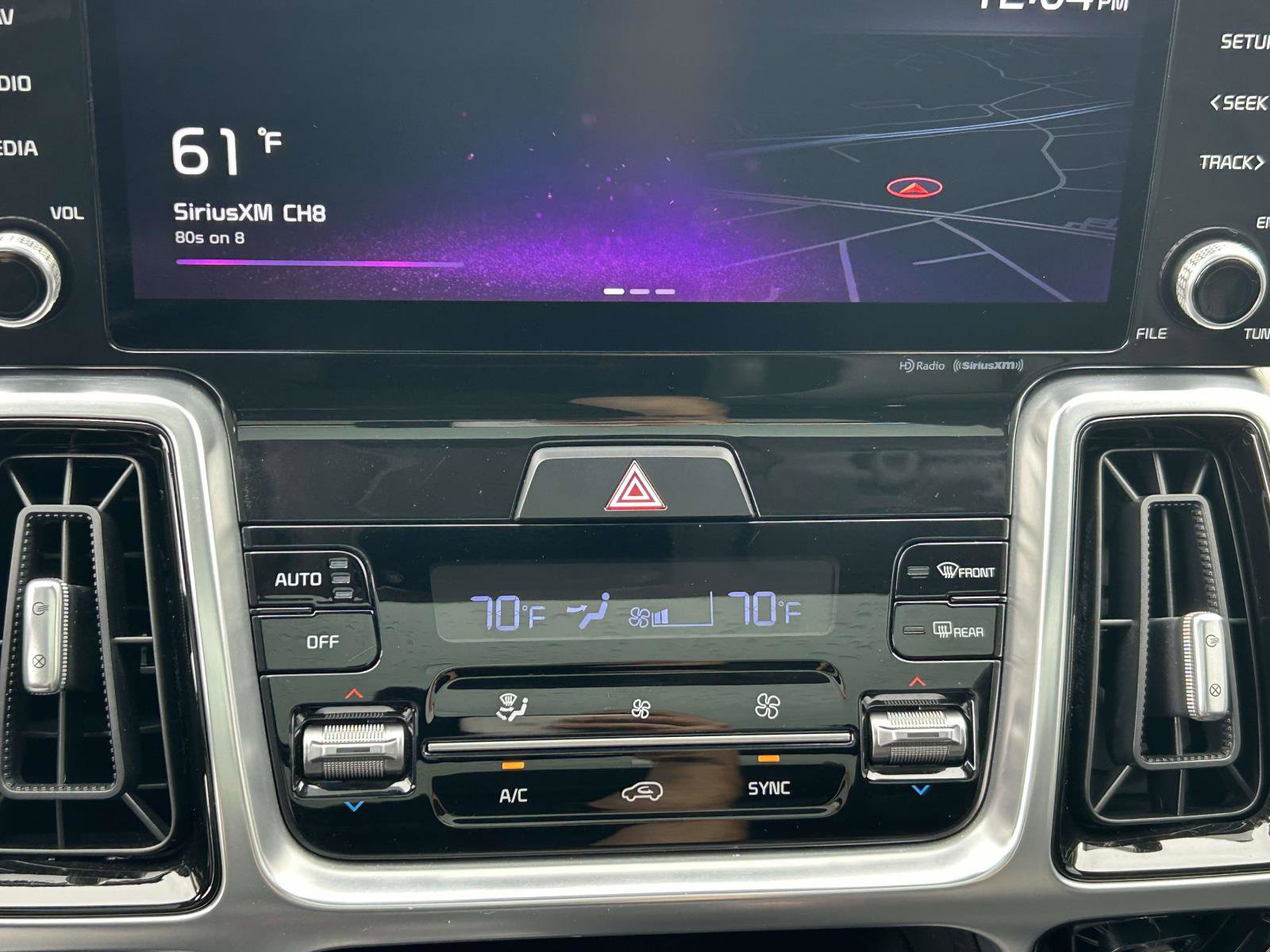 Used 2021 Kia Sorento SX image 26