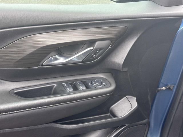 Certified 2024 GMC Terrain SLE image 25