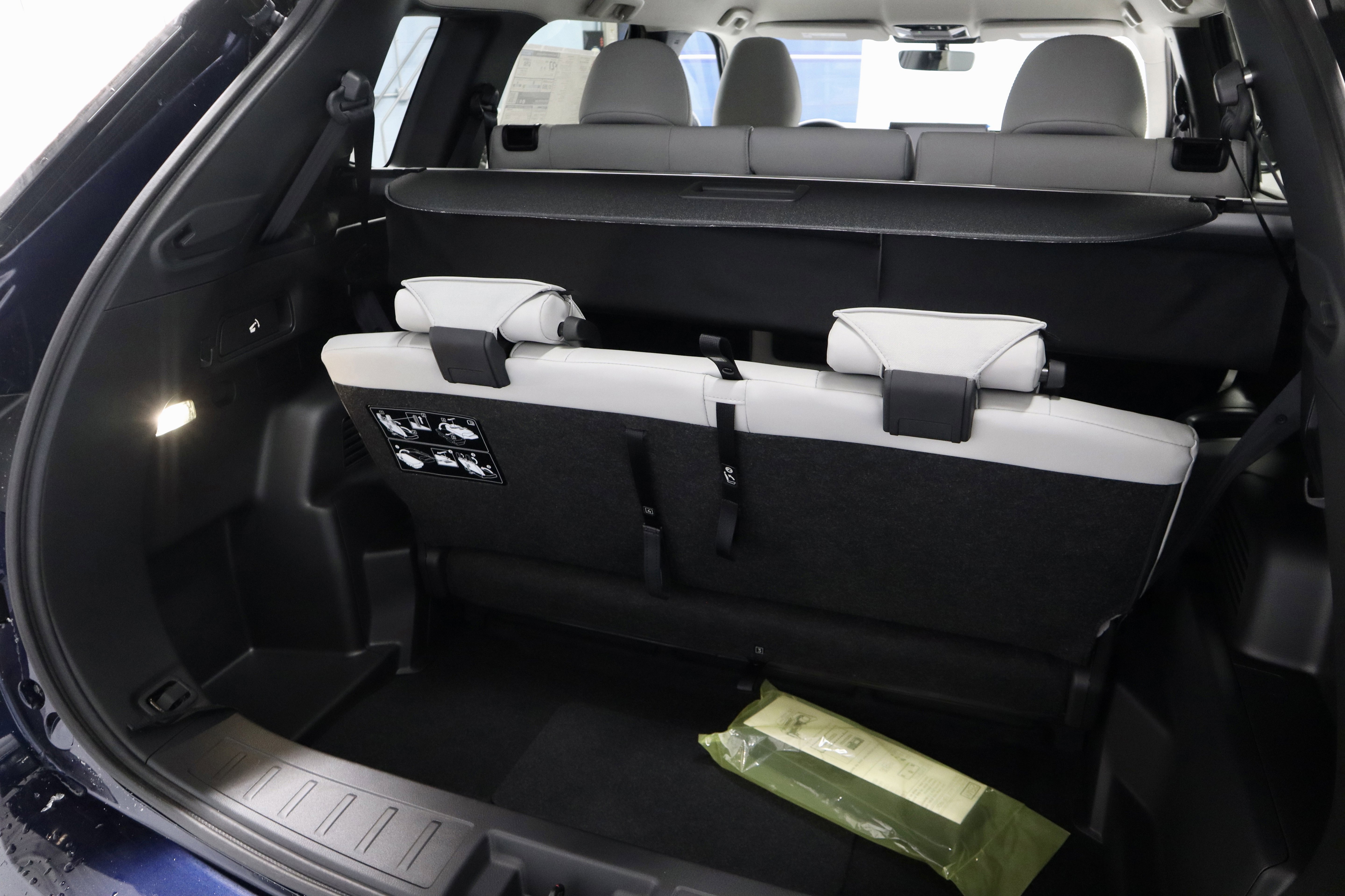 New 2026 Mitsubishi Outlander SE image 11