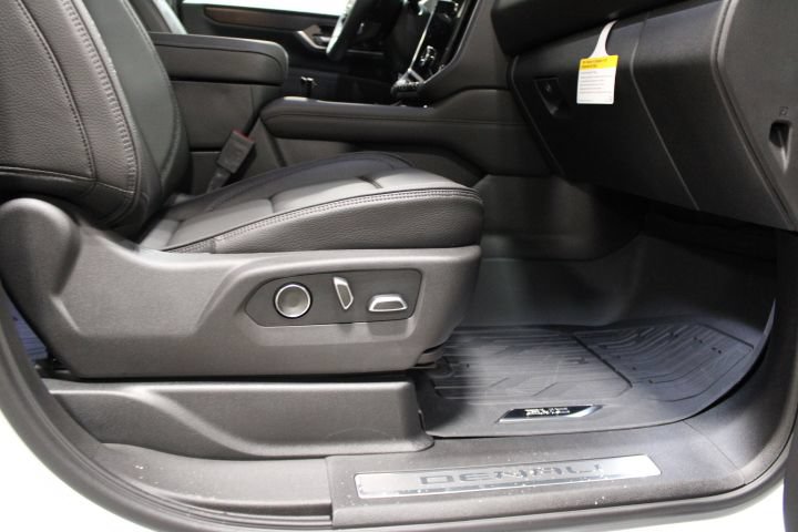 New 2026 GMC Yukon Denali w/ Denali Reserve Package AWD/4WD image 29