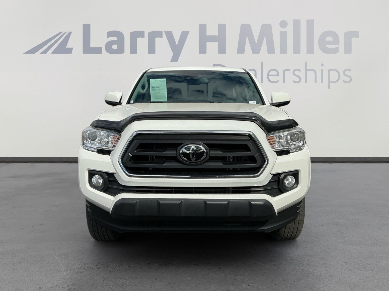 Certified 2021 Toyota Tacoma SR5 image 8