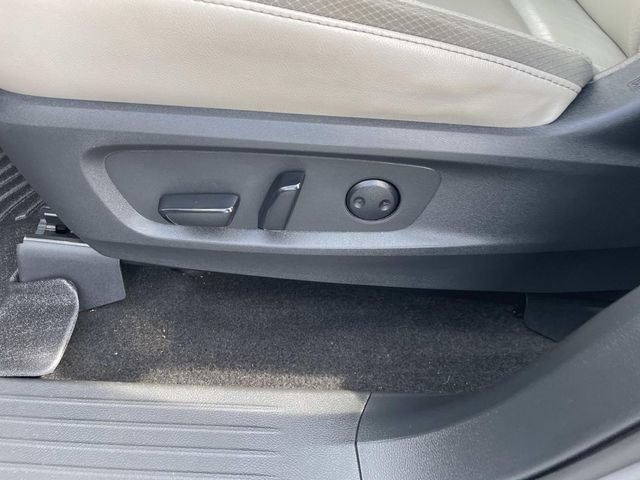 Used 2024 Nissan Pathfinder SL AWD/4WD image 24