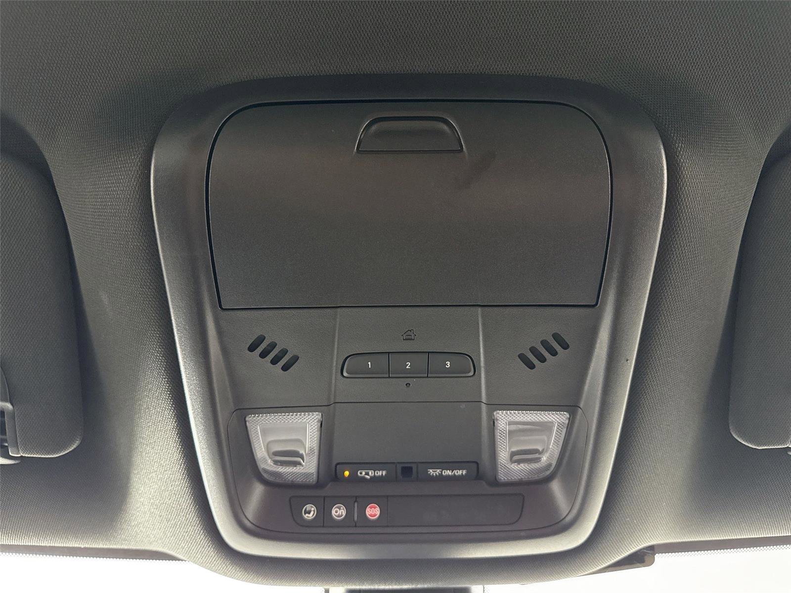 Used 2024 Buick Enclave Essence FWD image 21