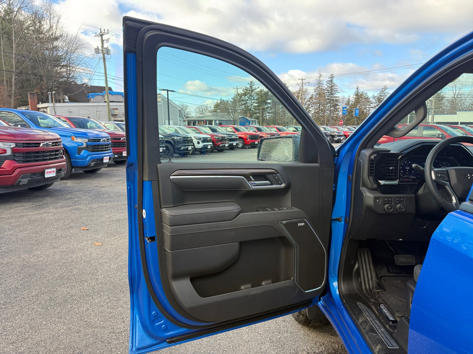 New 2025 Chevrolet Silverado 1500 RST AWD/4WD image 23
