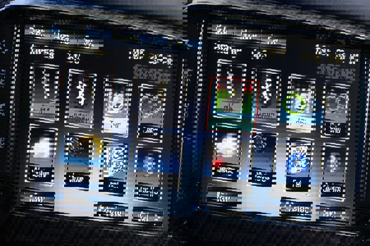 Used 2013 Chevrolet Camaro ZL1 image 30