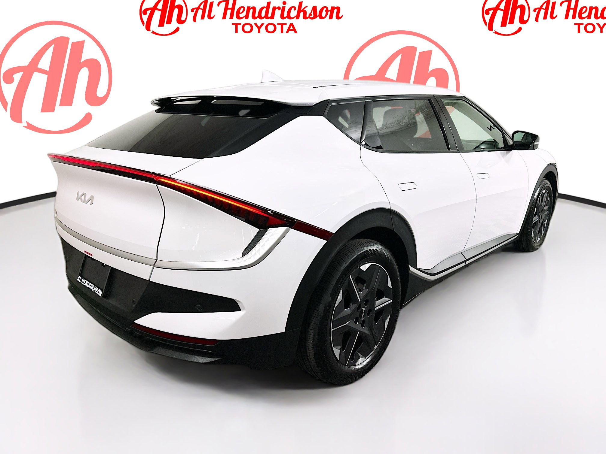 Used 2025 Kia EV6 Light image 3