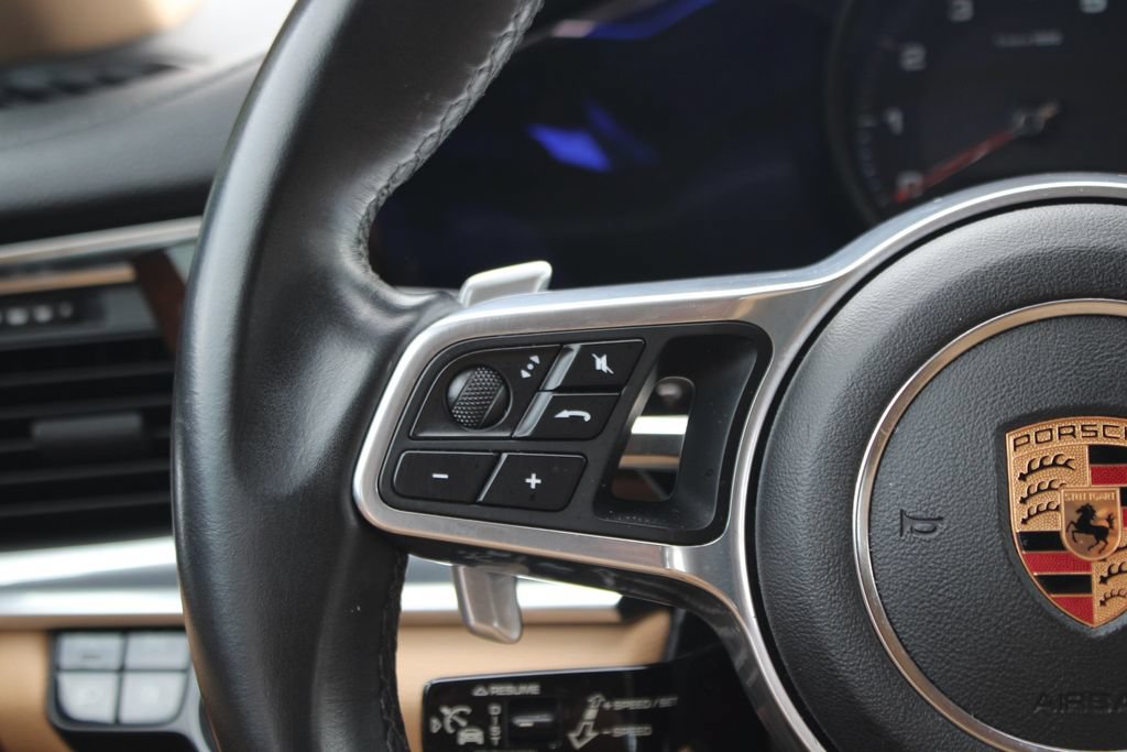 Used 2018 Porsche Panamera 4 AWD/4WD image 18