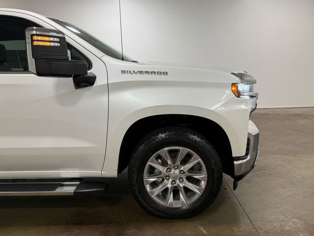 Used 2021 Chevrolet Silverado 1500 LTZ w/ LTZ Premium Package AWD/4WD image 33