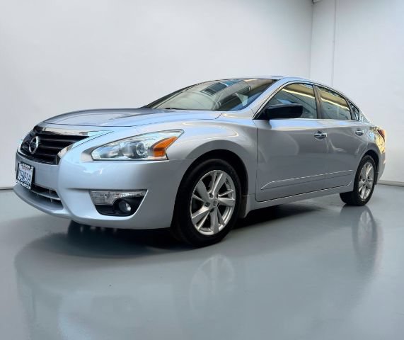 Used 2013 Nissan Altima 2.5 SV w/ 2.5SV Convenience Pkg FWD image 1