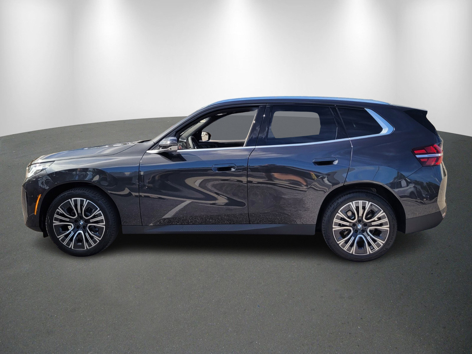 New 2025 BMW X3 xDrive30i w/ Premium Package image 4