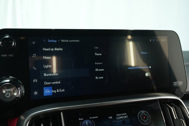 Used 2025 Lexus LX 700h F Sport image 50