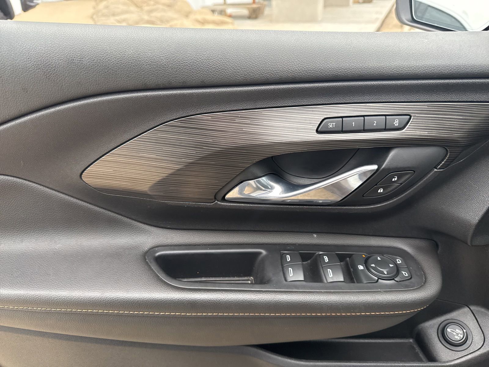 Used 2020 GMC Terrain SLT w/ Preferred Package image 12