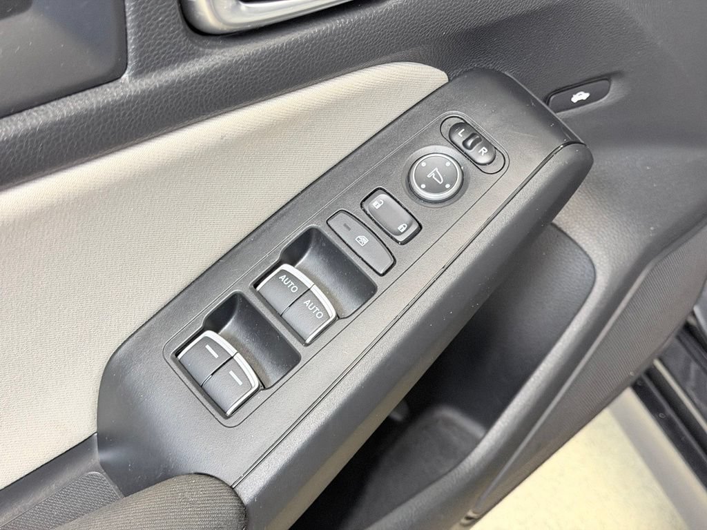 Used 2022 Honda Civic LX image 8