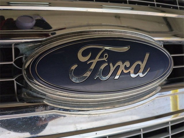 Used 2013 Ford F150 XLT w/ Luxury Equipment Group image 9