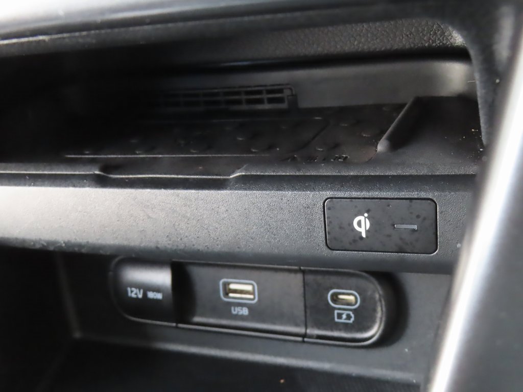 Used 2024 Kia Seltos EX image 10