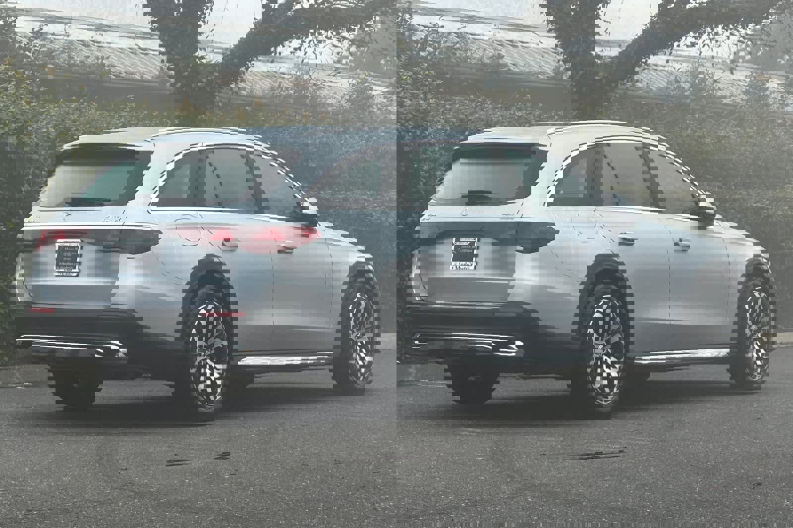 New 2026 Mercedes-Benz E 450 4MATIC All-Terrain Wagon image 3