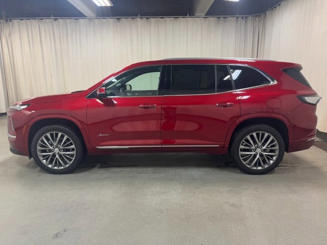 Used 2025 Buick Enclave Avenir w/ Super Cruise Package image 8