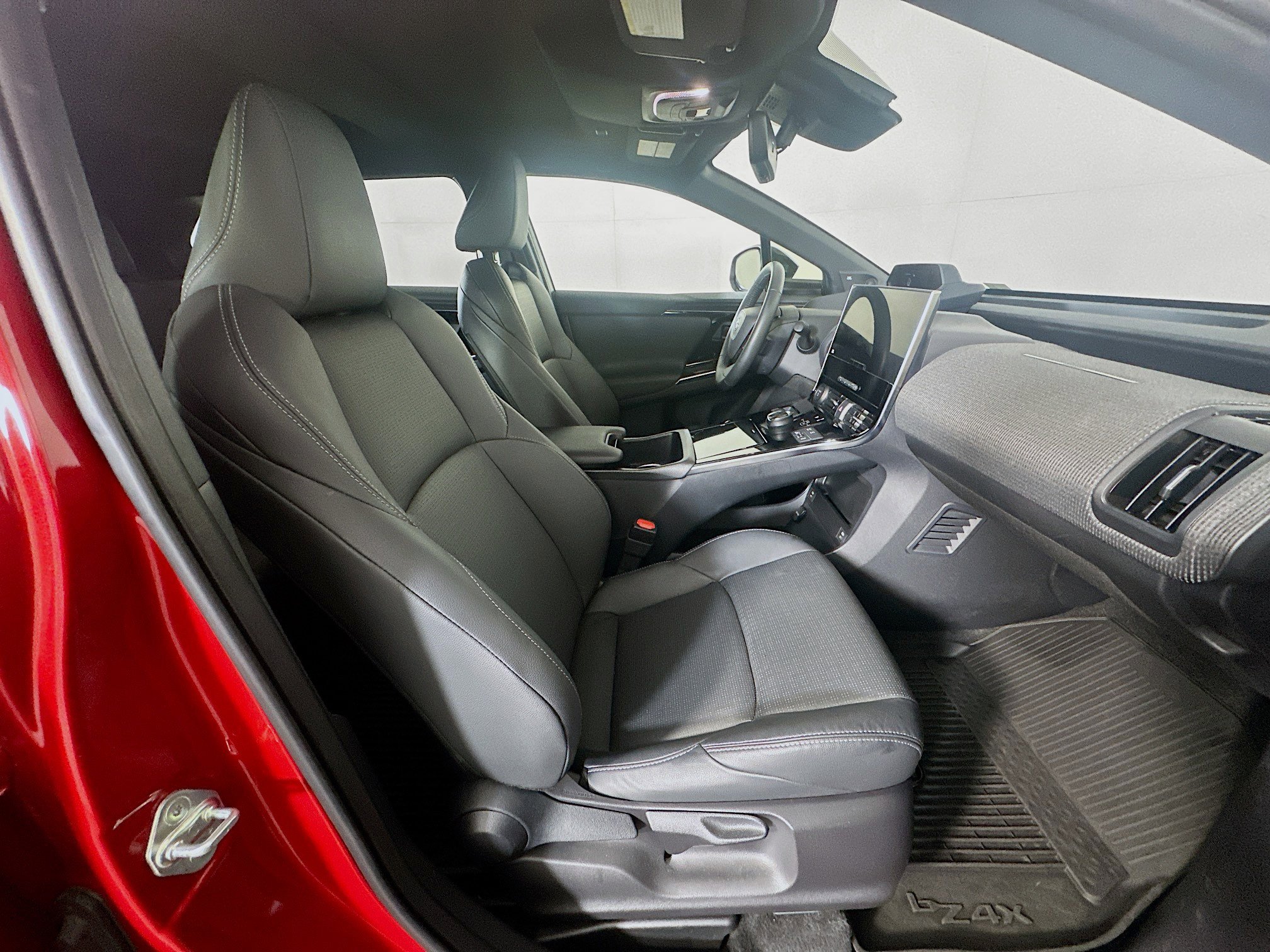 Used 2023 Toyota bZ4X Limited w/ Weather Package AWD/4WD image 32