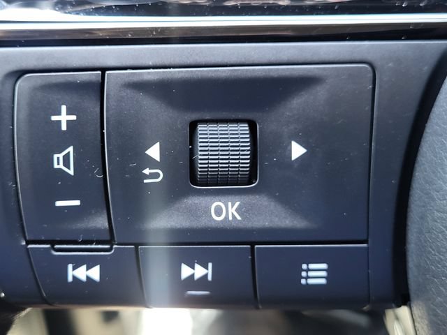 Certified 2023 Nissan Rogue SV AWD/4WD image 10