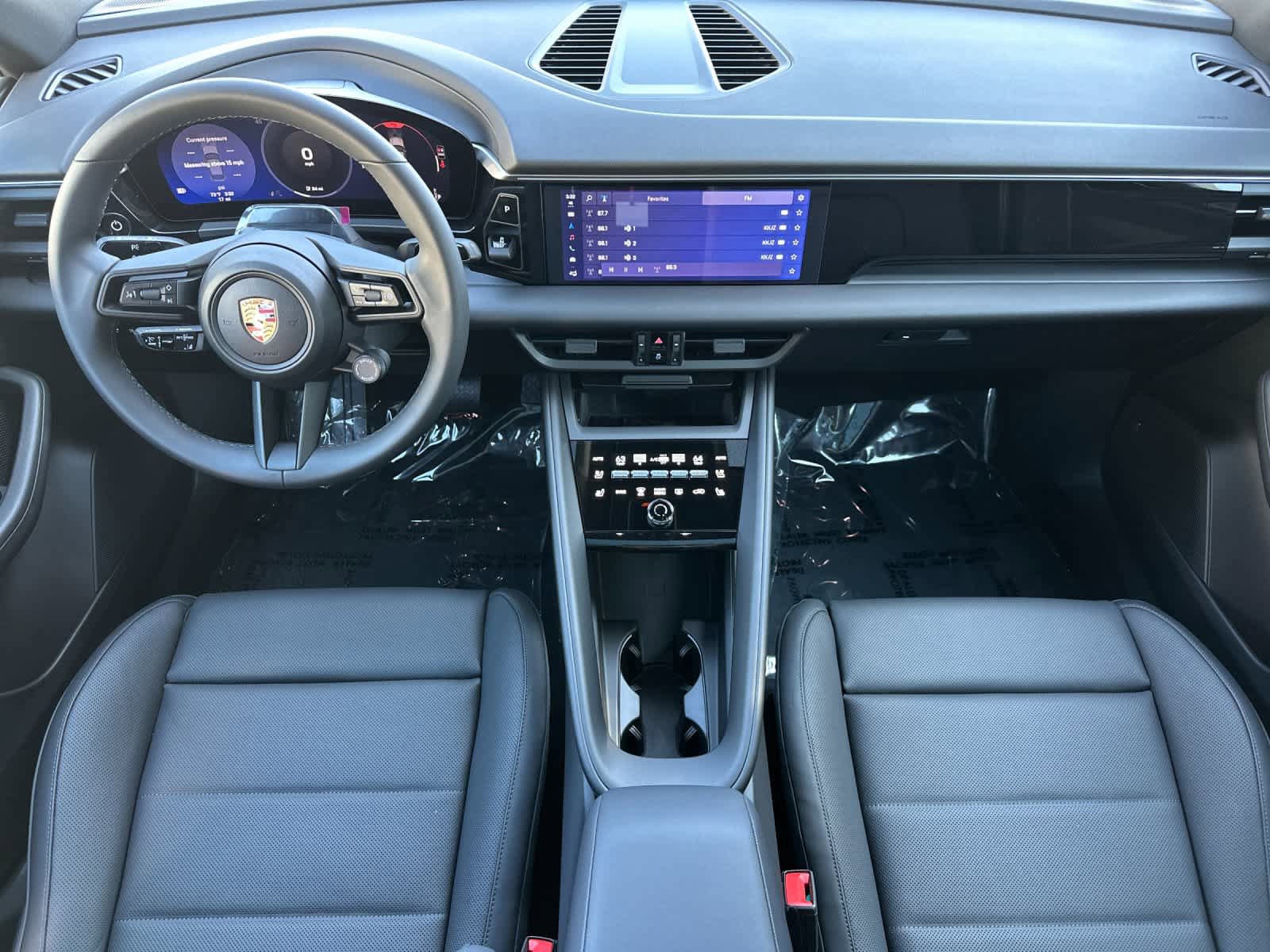 New 2026 Porsche Macan Electric RWD image 6