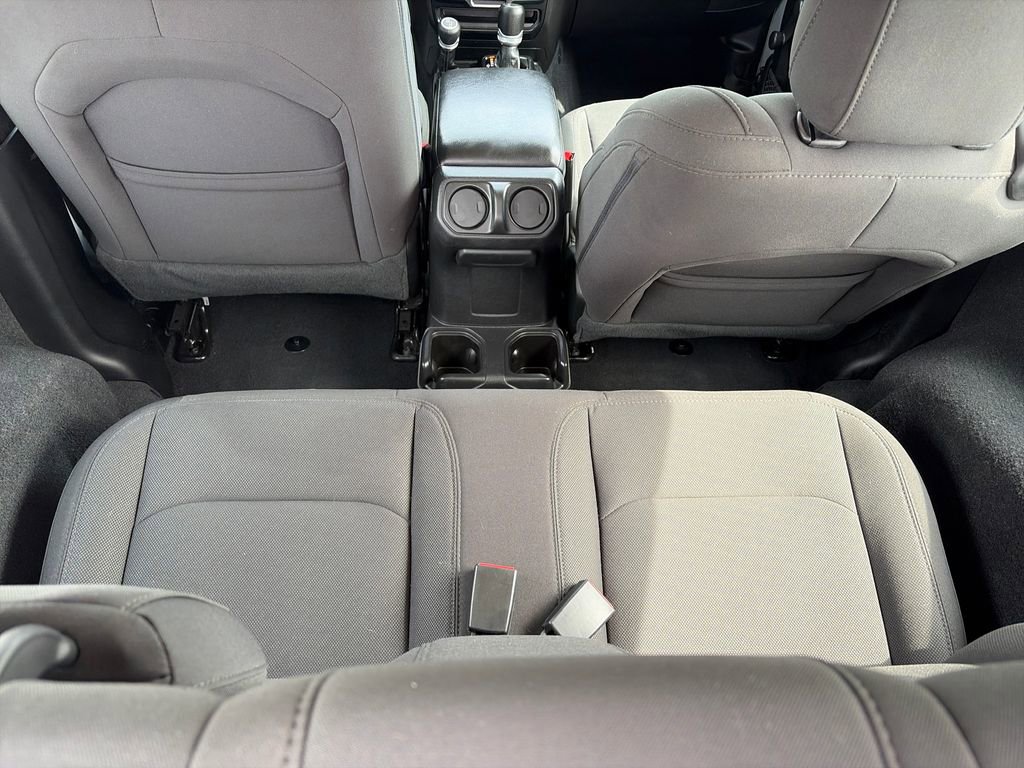 Used 2023 Jeep Wrangler Sport image 37