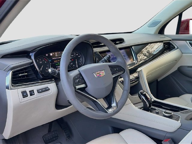 Used 2020 Cadillac XT6 Premium Luxury AWD/4WD image 9