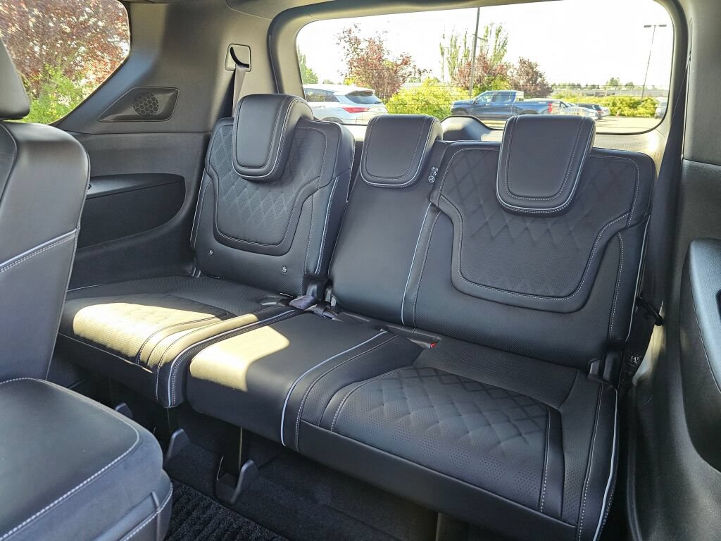 Used 2025 INFINITI QX80 Autograph AWD/4WD image 19